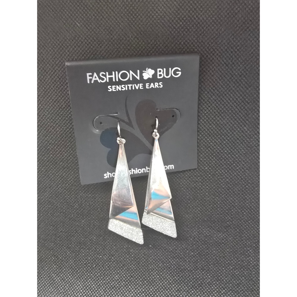 Fashion Bug Vintage Silver Tone Geometric Triangle Drop Earrings Sensitive Ears